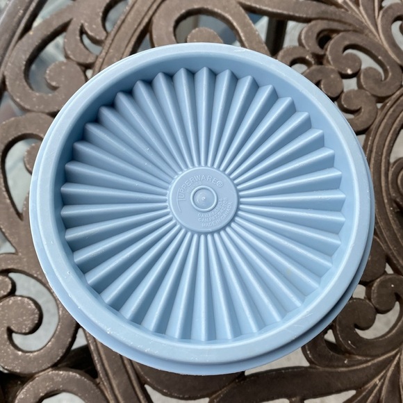 Tupperware - VTG  Servalier CANISTER #811-13 with lid - Picture 5 of 13